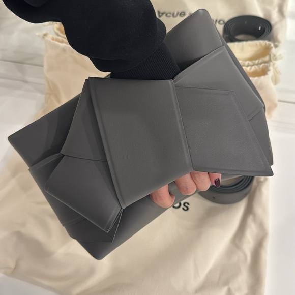 Acne studios musubi shoulder bag - Picture 2 of 5